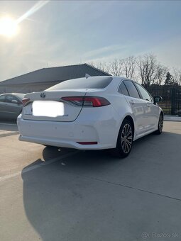 Toyota corolla 1.8 hybrid 72kw - 2