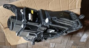 Svetlo predné Mercedes GLE W167 A1679068507 - 2