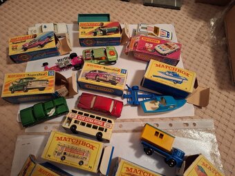 Politoys Mebetoys Corgi Matchbox RW SF boxy - 2