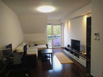 2i byt, 60 m2, Kulíškova- 500 bytov, balkón, výborná lokalit - 2