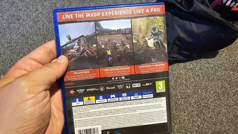 PS4 hra MX GP Pro - 2