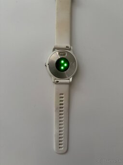 Predám hodinky Garmin Vivoactive 3 - 2