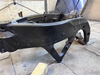 Rám na Yamaha -r6 - 2