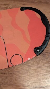 Predám Snowboard s viazanim - 2