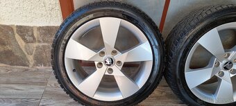 Predám zimné pneumatiky 225/45 r17na elektronoch Skoda Denom - 2