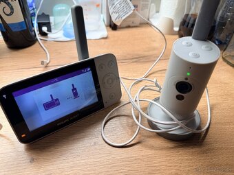 Philips AVENT Baby smart video monitor SCD923 - 2