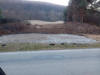 Darujem hlinu bez kameňov - 2