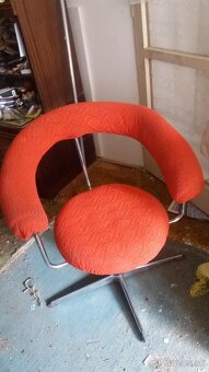 otočné retro kreslo - 2