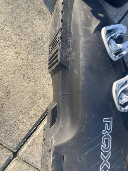 Lyžiarky, lyže - 2