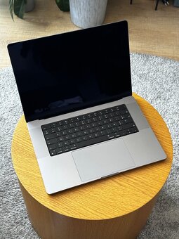 Apple Macbook M1 Pro 16" 2021 - 2