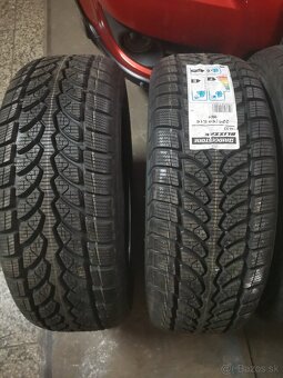 Predám nové 225/60r16 - 2