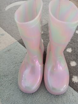 Dievcenske gumaky 30 - 2