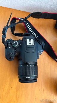 Canon EOS 700D - 2
