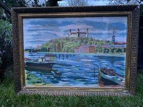 Predám vyšívaný gobelínový obraz Bratislavský hrad - 2