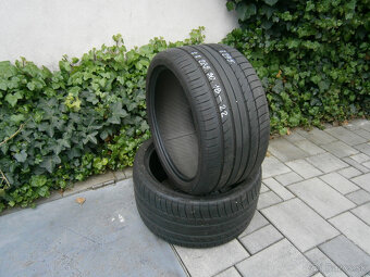 Predám 2x letné pneu Michelin 255/30 R18 93YXL - 2