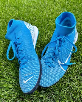 Halovky NIKE veľ. 40 - 2