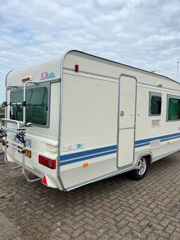 Predám karavan Adrie 430 -bojler-sprcha-predsta r.v.2001 - 2