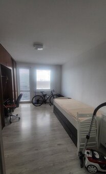 Na prenájom 3 izbový byt s balkónom, ul. B. Smetanu, Trnava - 2