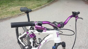 Celoodpružený horský bicykel Agang FSX nevyužitý. - 2