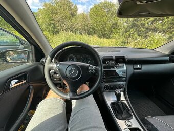 Mercedes-Benz C220 Coupé Elegance - 2
