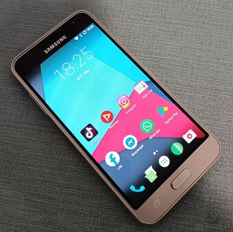 Samsung Galaxy Duos - 2