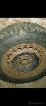 Predám zimné pneu na diskoch 5x112, r 15 - 2