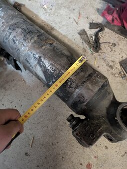 Hydraulický valec - 2