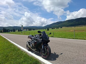 Predám Hondu CBR 650 R - 2