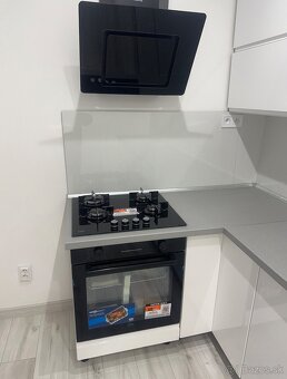 2 izbový byt s balkónom - 2