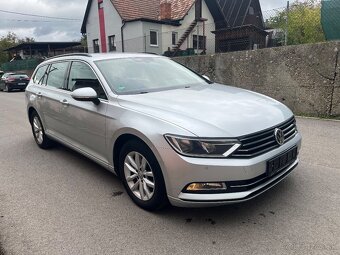 Volkswagen Passat B8 variant 2,0 tdi 110kw DSG 8/2015 - 2