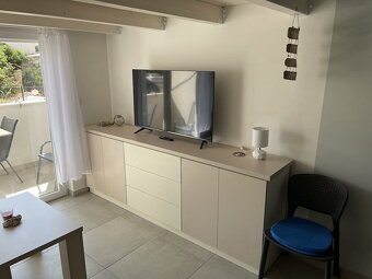 Apartmán v Chorvátsku pri Splite 100 metrov od mora. - 2