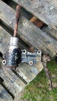 Moskvič 408-412 náhradné diely - 2