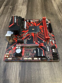 GIGABYTE B450M GAMMING - nefunkcná, na náhradne diely - 2