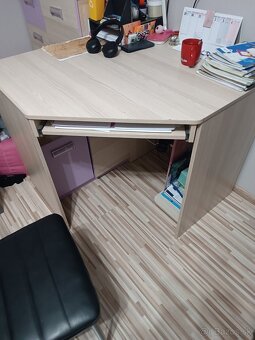 Písací stolík a stolička - 2