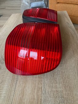 Predám zadné svetlá na Polo - 2