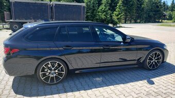 Predám BMW 520xd M line paket - 2