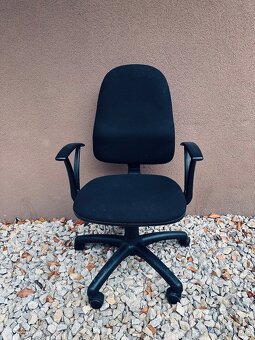 Kancelárska stolička - 2