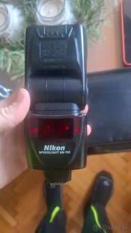 Blesk Nikon SB700, blesk, - 2