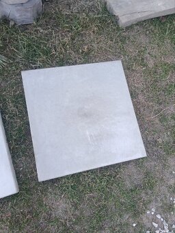 Chodníkova dlažba 50x50x5 - 2