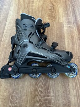 Kolieskové korčule Rollerblade s chráničmi veľ-42 - 2