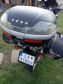 YAMAHA FAZER 600 - 2