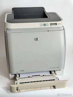 Laserová farebná tlačiareň HP Color LaserJet 2600n s tonermi - 2