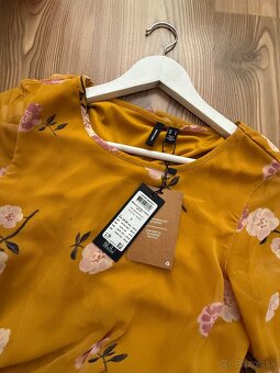 Kvetinové šaty Vero moda - 2