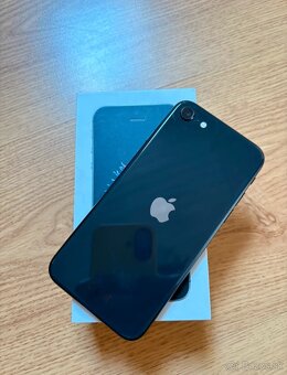 iPhoneSE2020 - 2