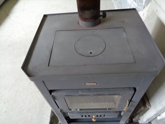 Predám krbové kachle 15 KW - 2