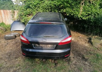 Rozpredám Ford Mondeo Mk4 na náhradné diely - 2