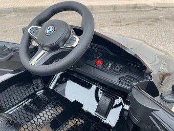 Detské elektrické autíčko RS6 - 2