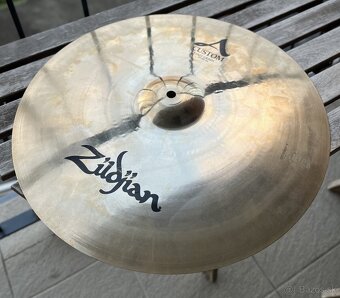 ZILDJIAN A CUSTOM FAST CRASH 17" – POUŽÍVANÝ KRÁTKO - 2