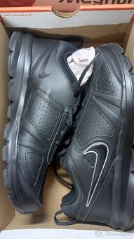 Nike - 2