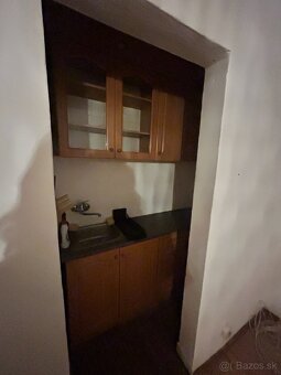 Dam do prenajmu garzonku - 2